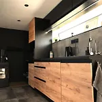 Lägenhet Wellness Hideaway Se Saunou A Virivkou