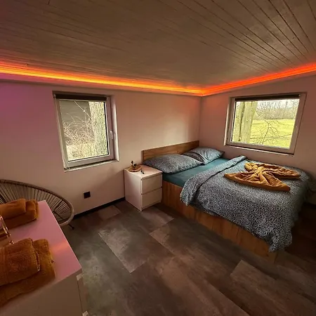 Wellness Hideaway Se Saunou A Virivkou Lägenhet