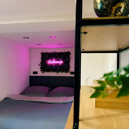 Wellness Hideaway Se Saunou A Virivkou Lägenhet